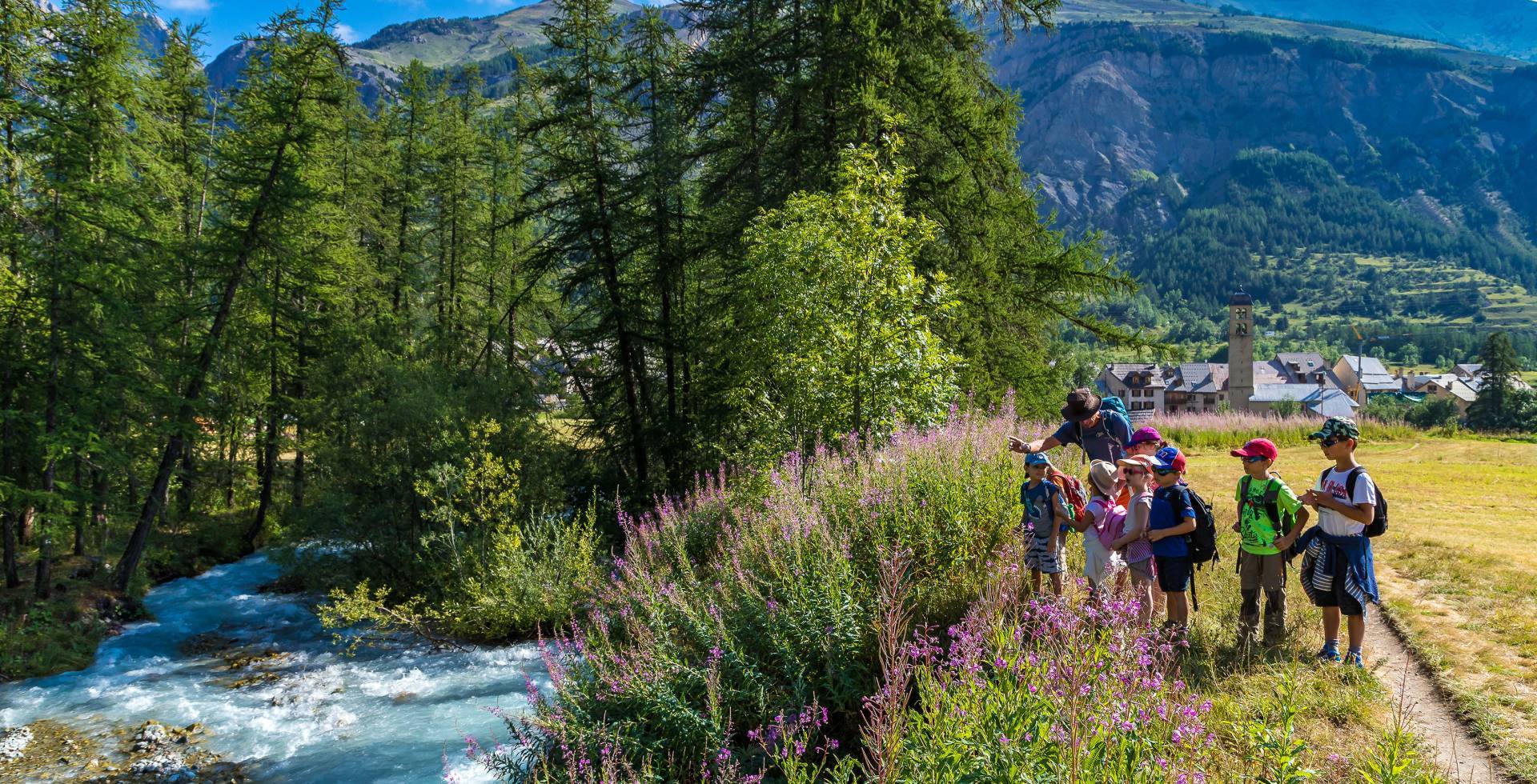 Sortie découverte à Serre Chevalier © Bertrand Bodin / Parc national des Ecrins