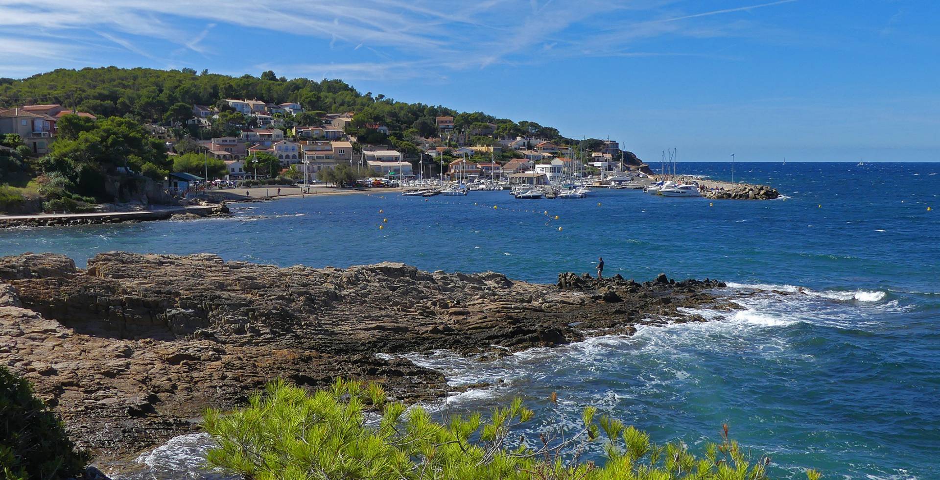 Vue sur le port des Oursinières © Muriel Gasquy / Parc national de Port-Cros