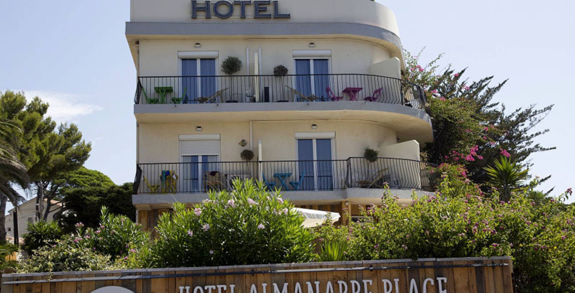 Hôtel Almanarre Plage © Hélène Dos Santos – Parc national de Port-Cros