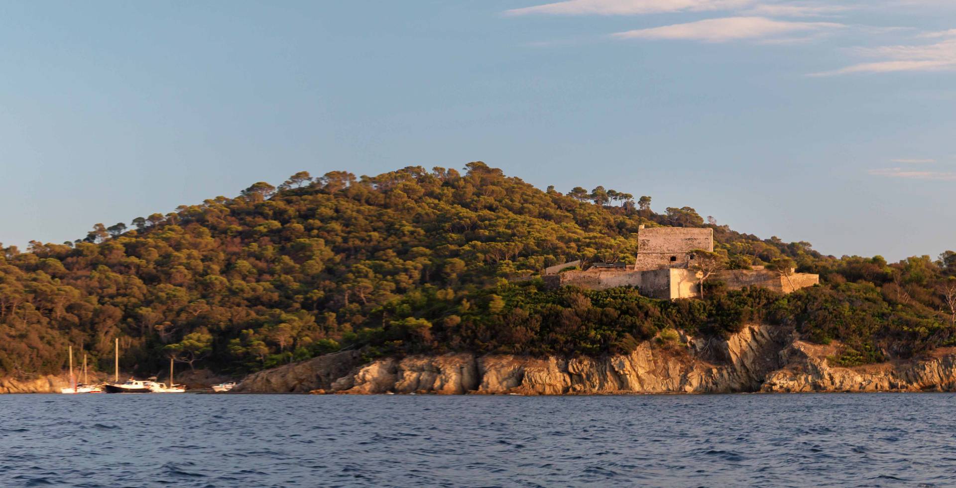 Fort de l'Alycastre © Catherine Drouard - Parc national de Port-Cros