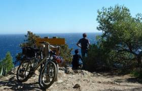 Sortie découverte de Porquerolles à vélo © DR Parc national de Port-Cros