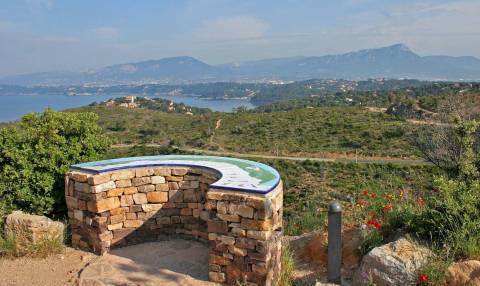 Panorama depuis le musée de la Mine de Cap Garonne © Grégory Vuylsteker