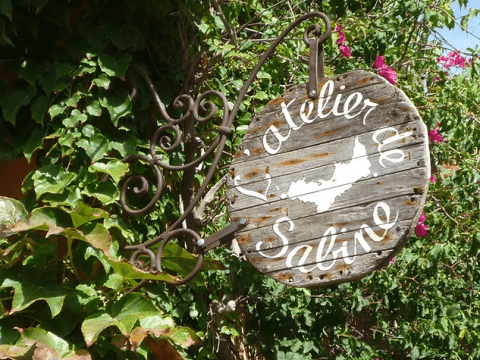 L'Atelier de Sabine - panneau © Sabine Chautard L'Atelier de Sabine - panneau © Sabine Chautard