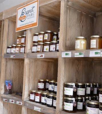 Produits "L'écureuil" © Natacha Maltaverne - Parc national des Cévennes Produits "L'écureuil" © Natacha Maltaverne - Parc national des Cévennes