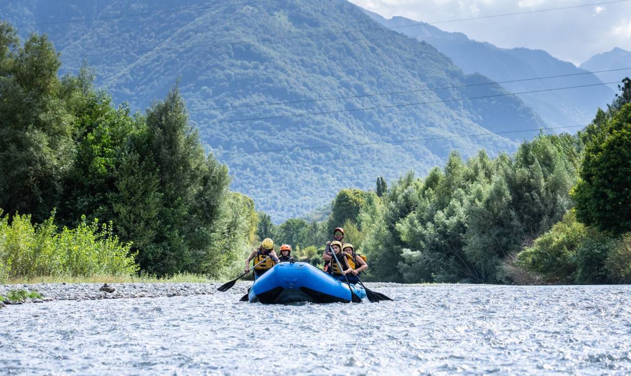 Sortie Comme un Desman dans l'eau, Tom Rafting © Pierre Meyer-AE Médias - Parc national des Pyrénées