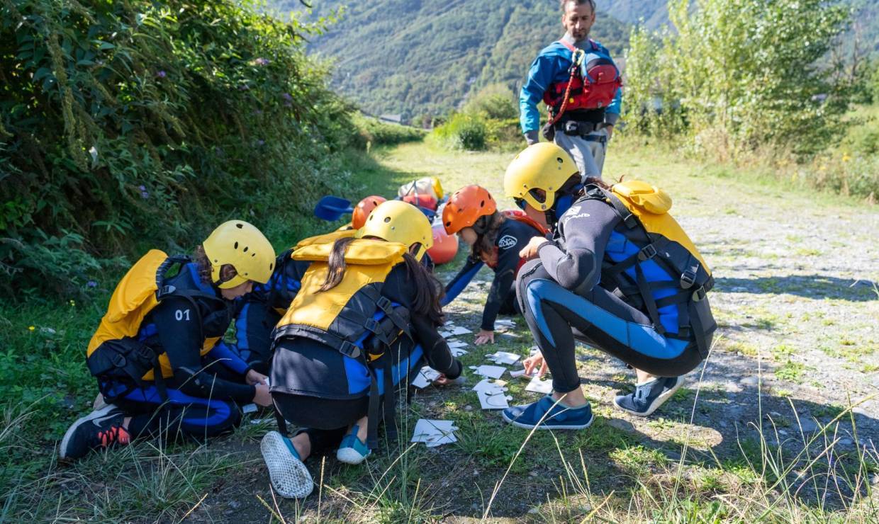 Sortie Comme un Desman dans l'eau, Tom Rafting © Pierre Meyer-AE Médias - Parc national des Pyrénées