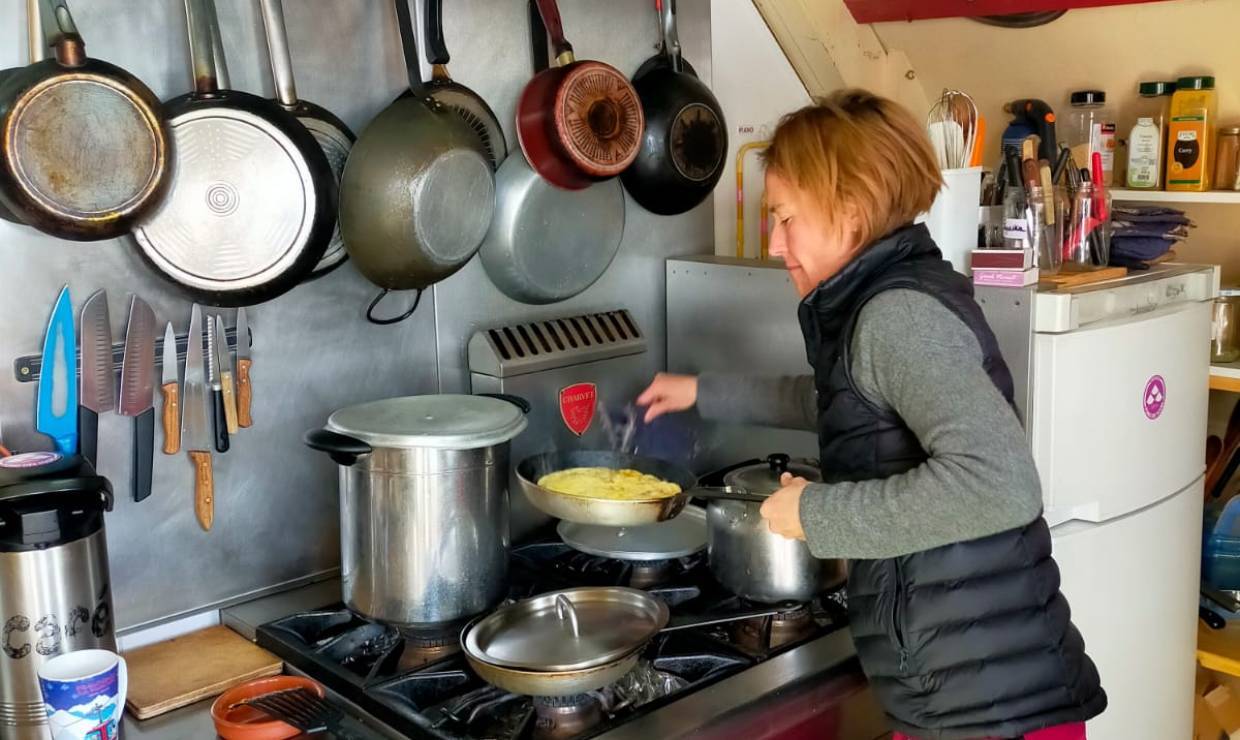 Claire, la gardienne du refuge de Fond des Fours en Vanoise