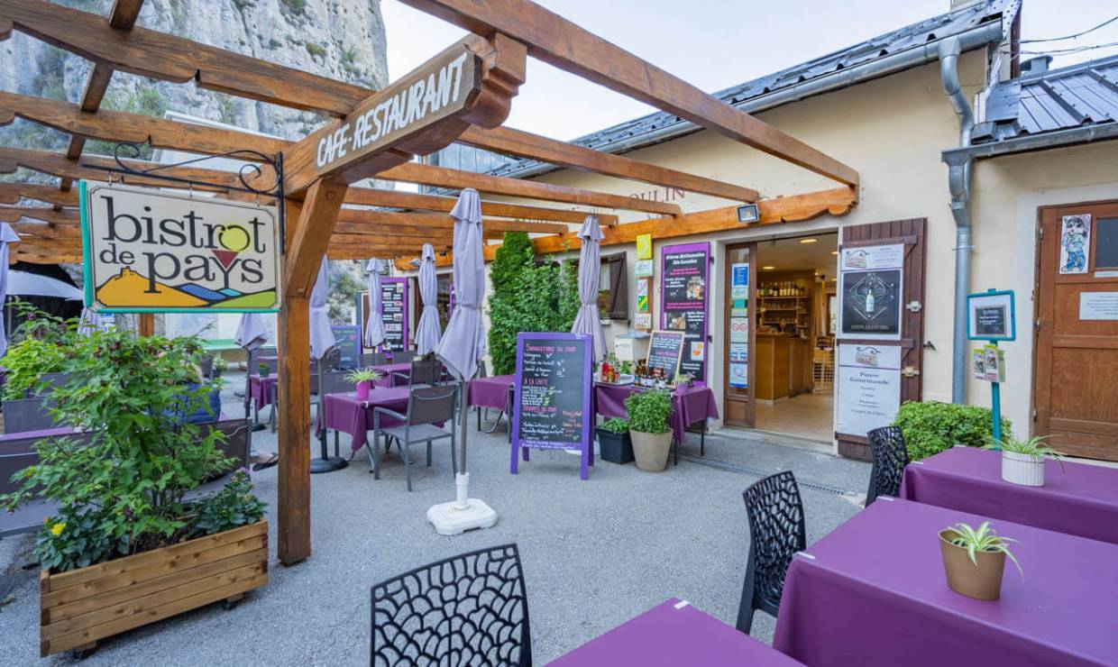Terrasse © DR Auberge du Moulin