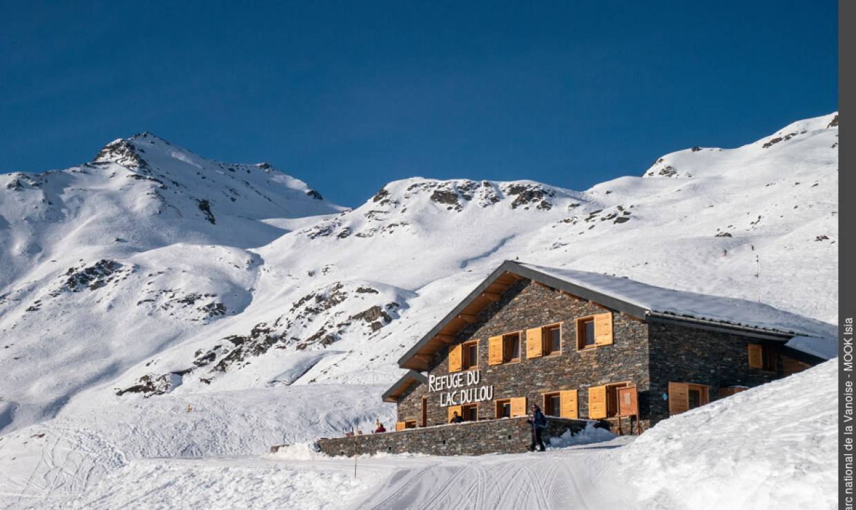 Refuge du Lac du Lou en hiver