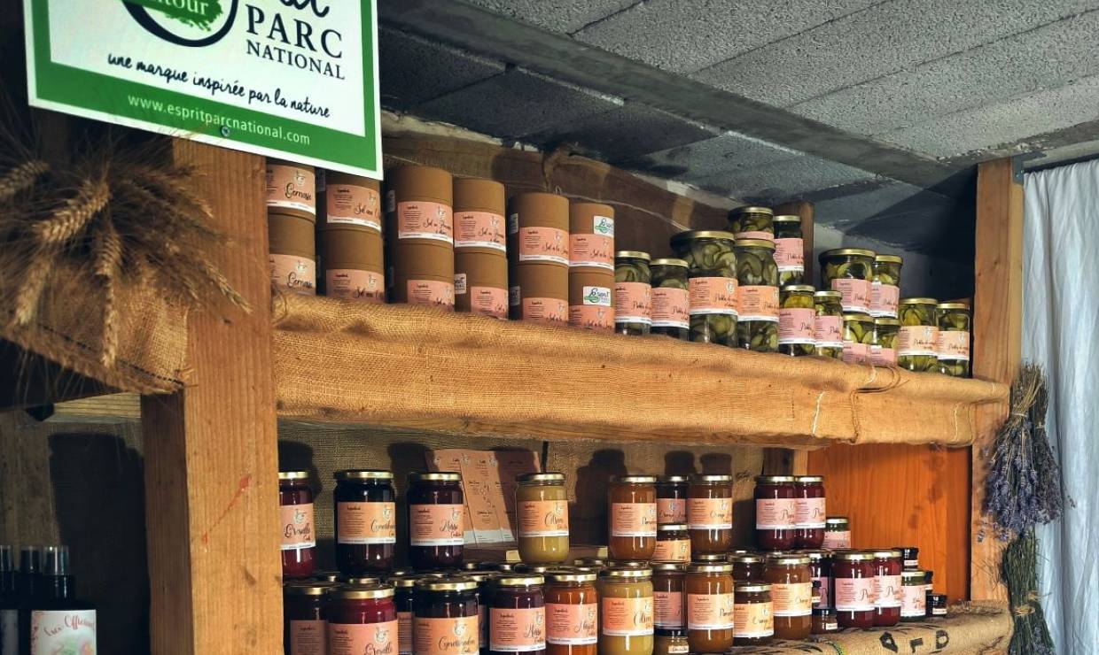 Magasin d'alimentation bio © Les Herbes Folles