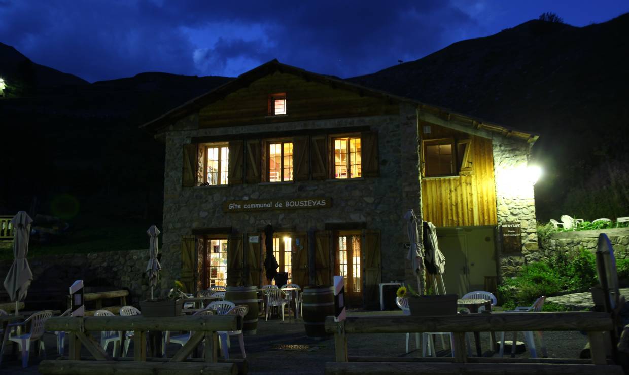 Gîte de Bousieyas de nuit