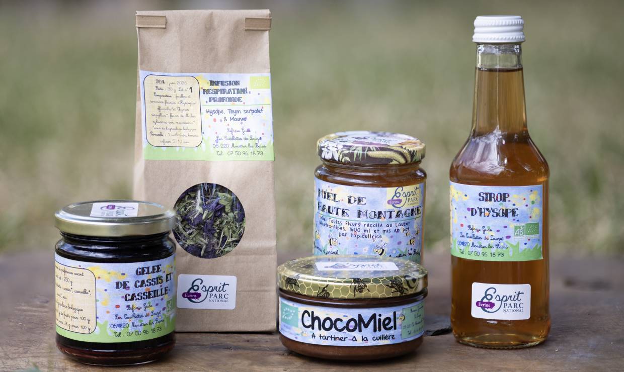 Les cueillettes du Lauzet, sirop d'agastache, miel de haute montagne, gelée de cassis et de casseille, chocomiel et infusion respiration profonde