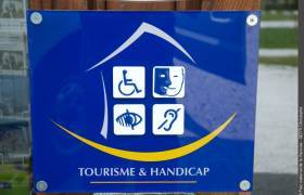 Tourisme et handicap refuge Rosuel
