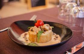 Feuilleté de veau aux morilles, Hôtel-Restaurant Le Faranchin © Athénaïs Régnier Photographies