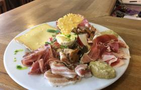 Assiette de pays © DR Auberge du Moulin