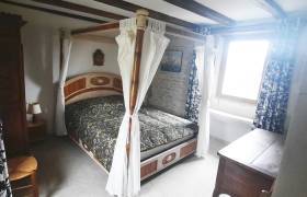 La Petite  Maison D'Art et d'Hôtes