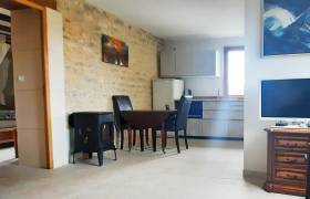 La Petite  Maison D'Art et d'Hôtes
