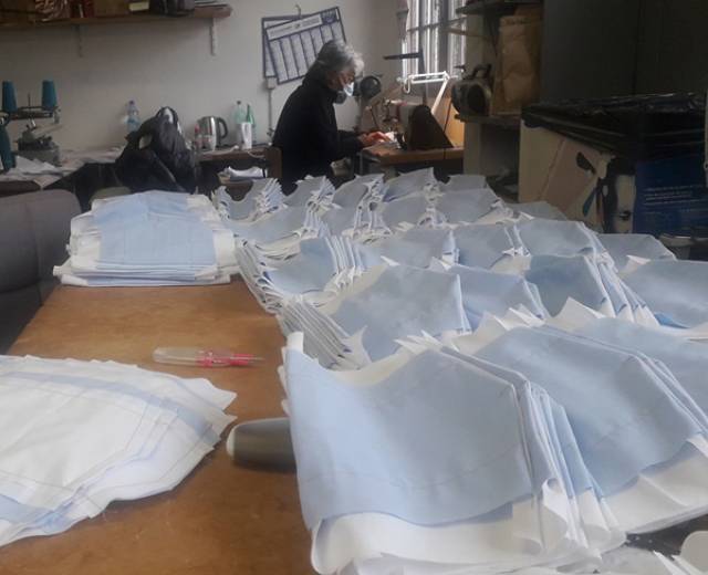Confection de masques © DR / La Carde
