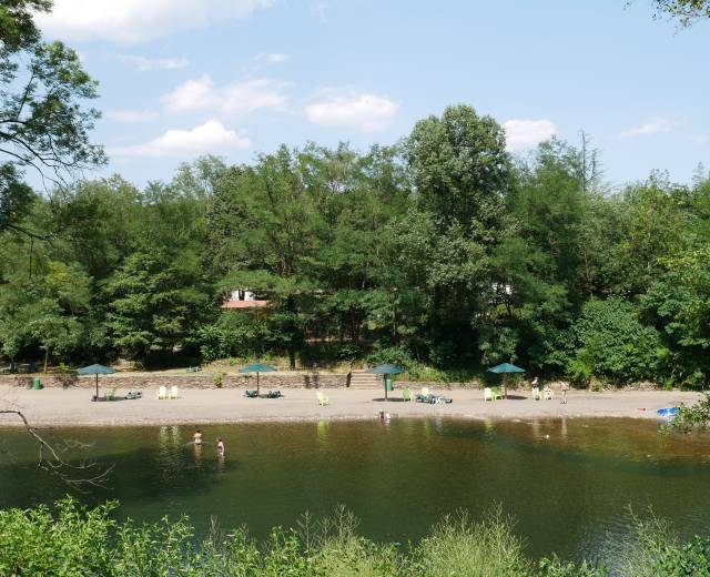 Plan d'eau - Camping des Drouilhèdes