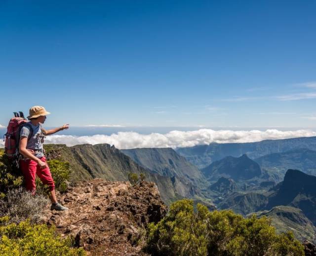 Sortie de découverte Glacière-Mafate - avec Amandine Pierre © Sébastien Conejero - Parc national de La Réunion