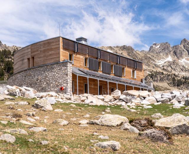 Refuge d'Aygues-Cluses - P. MEYER - AE Médias