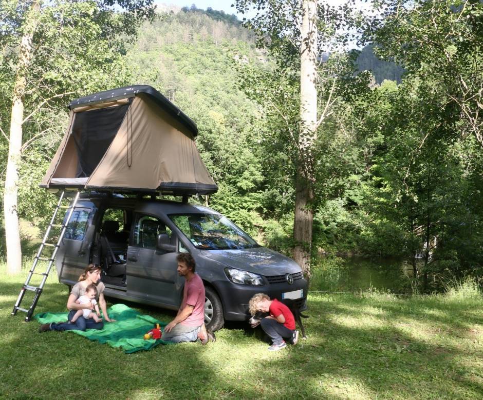 Emplacement © Camping Le Petit Monde