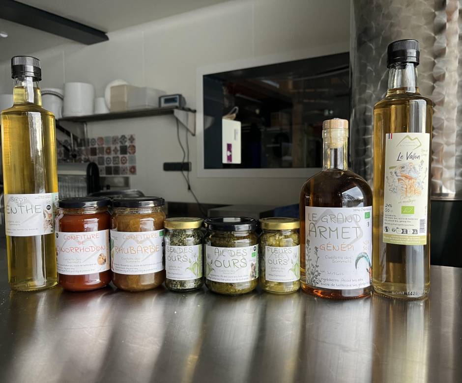 Assortiment de produits, Cueillette des Sommets © Jérôme Magnin