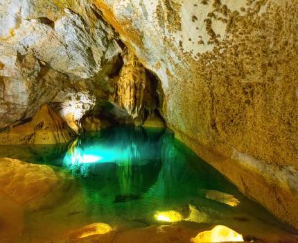 Grotte de Trabuc - lac de Minuit © H. Leclair - Asphéries Grotte de Trabuc - lac de Minuit © H. Leclair - Asphéries