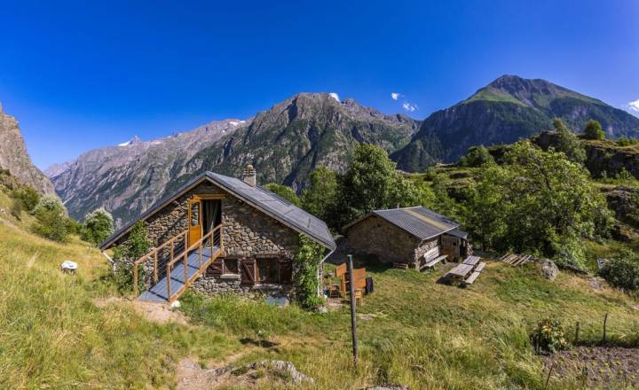 Refuge des Clots © Bertrand Bodin - Parc  national des Ecrins
