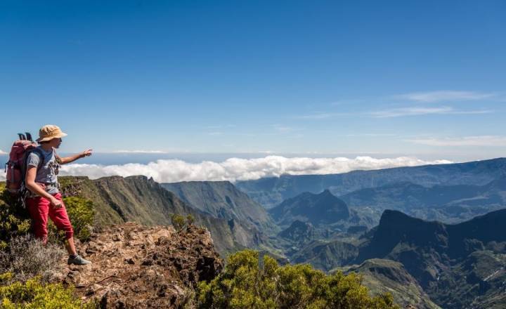 Sortie de découverte Glacière-Mafate - avec Amandine Pierre © Sébastien Conejero - Parc national de La Réunion