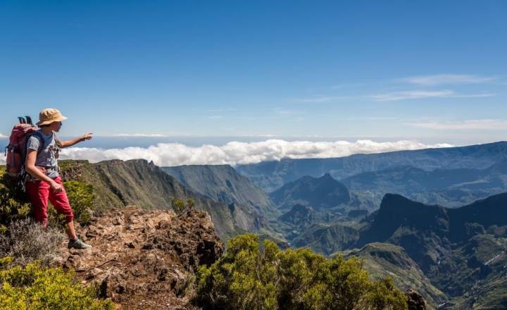 Sortie de découverte Glacière-Mafate - avec Amandine Pierre © Sébastien Conejero - Parc national de La Réunion