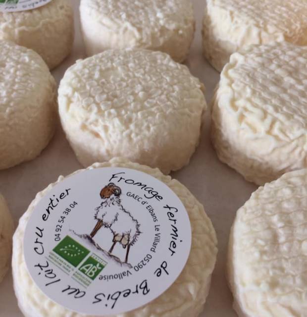 Fromage frais © GAEC d'Eïbans
