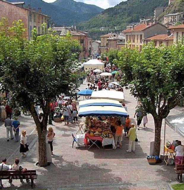 Marché de Tende © Tende - vallée de la Roya