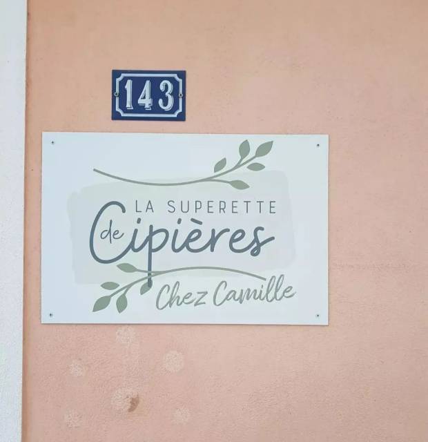 Supérette de Ciprières © Camille Isoardi