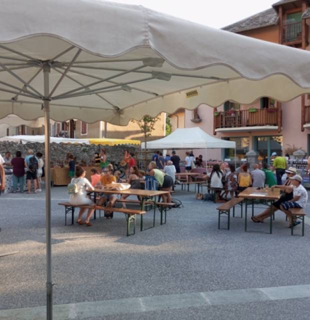 Place du village, Baratier © Bienvenue à la Ferme